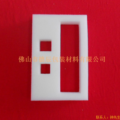 海綿內(nèi)托對(duì)各行各業(yè)產(chǎn)品起到絕緣、密封、防震、防塵、填充、隔音、固定，能夠保護(hù)包裝產(chǎn)品在運(yùn)輸過程中安然無恙，起到保護(hù)產(chǎn)品的一個(gè)作用，同時(shí)可以美化產(chǎn)品，提升產(chǎn)品檔次。
3海綿內(nèi)托適用范圍

